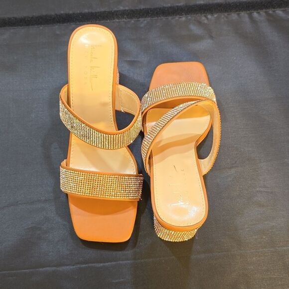 BRAND NEW NICOLE MILLER NEW YORK RHINESTONE EMBELLISHMENTS OPEN-TOE SANDAL G1 - Picture 3 of 16